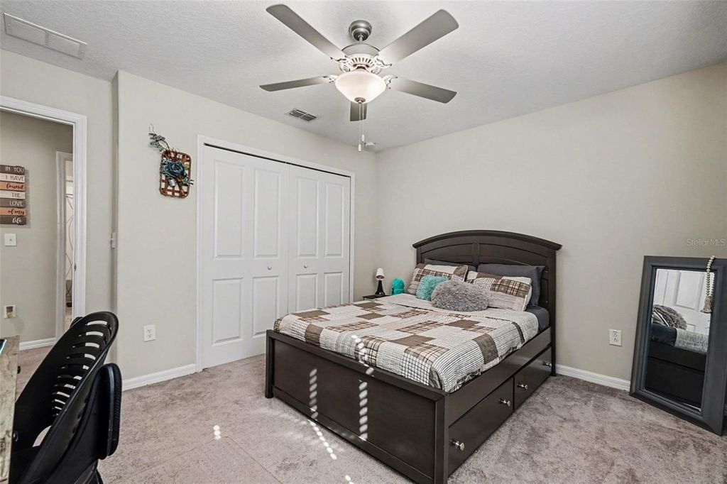 Image 24 of property listing at 9424 LEMON DROP LOOP, Sun City Center, FL 33573