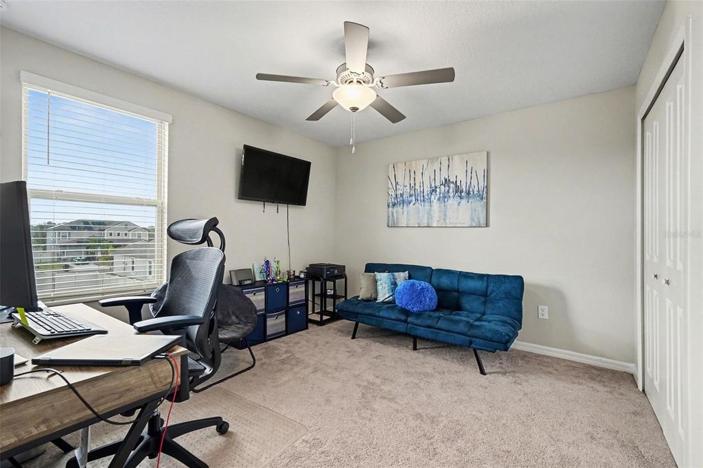 Image 28 of property listing at 9424 LEMON DROP LOOP, Sun City Center, FL 33573