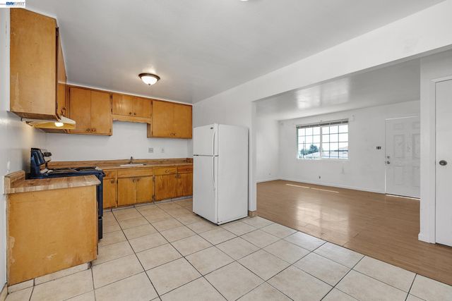 2828 22nd Avenue, Oakland, CA 94606