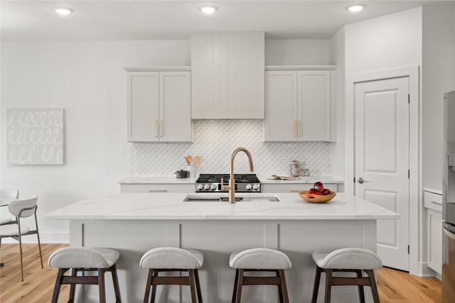 778 NE 71st Street, Pleasant Hill, IA 50327