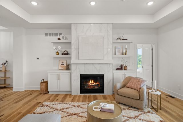 778 NE 71st Street, Pleasant Hill, IA 50327