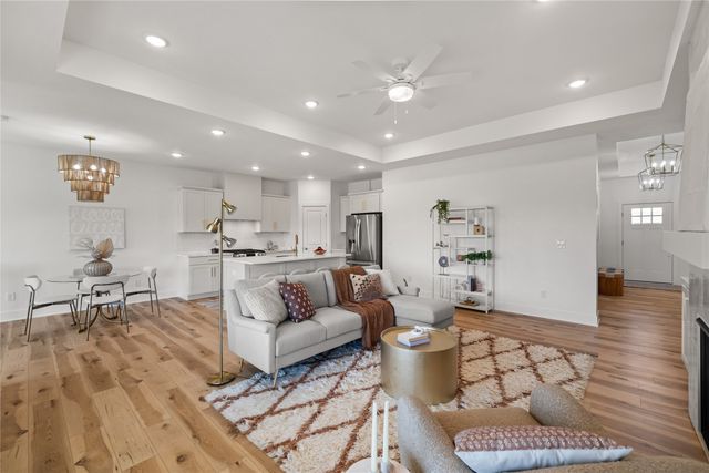 778 NE 71st Street, Pleasant Hill, IA 50327