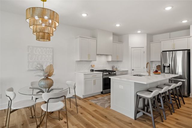 778 NE 71st Street, Pleasant Hill, IA 50327