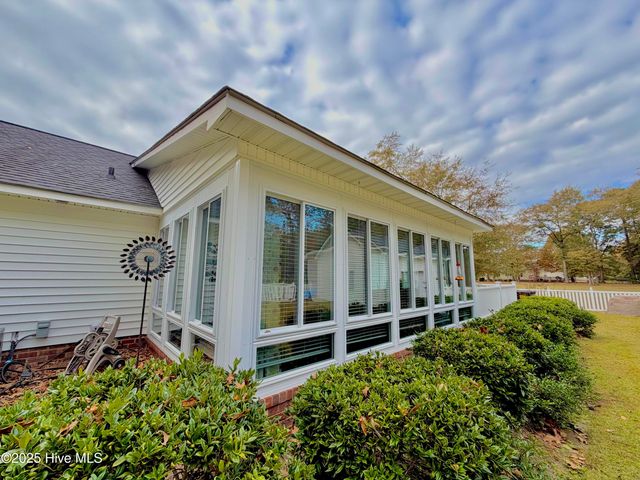 4569 Hunter Creek Drive, La Grange, NC 28551