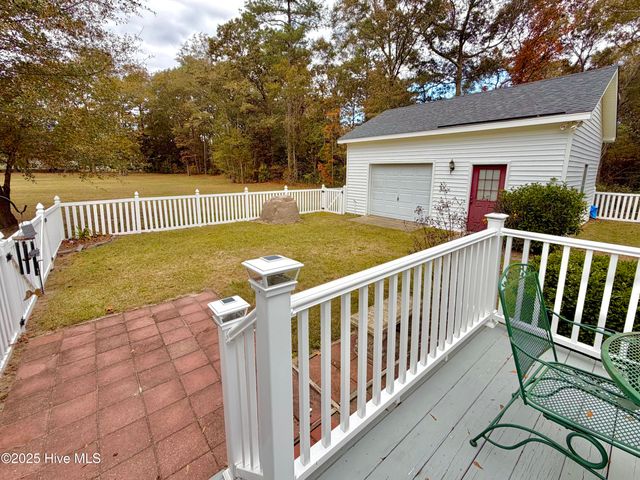 4569 Hunter Creek Drive, La Grange, NC 28551