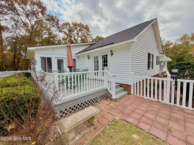 4569 Hunter Creek Drive, La Grange, NC 28551