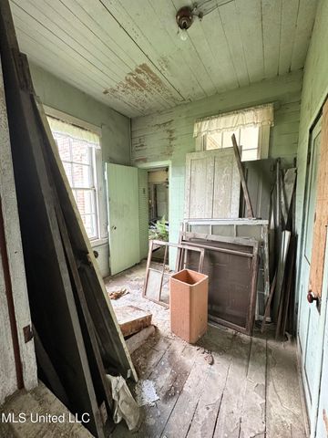608 High Street Street, Natchez, MS 39120