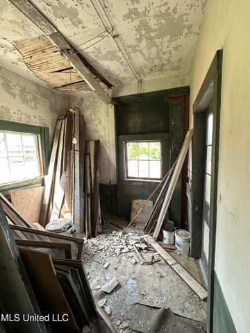 608 High Street Street, Natchez, MS 39120