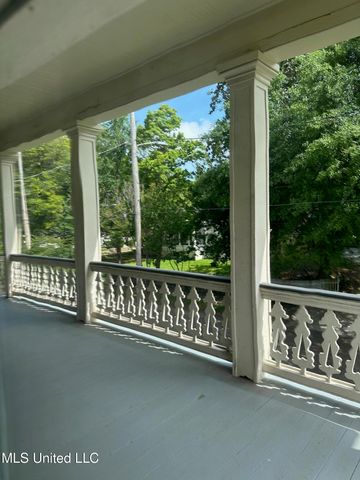 608 High Street Street, Natchez, MS 39120