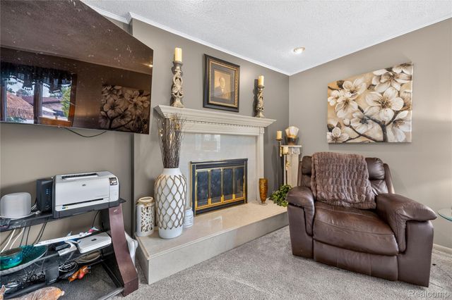 14246 Williamsburg Drive, Riverview, MI 48193