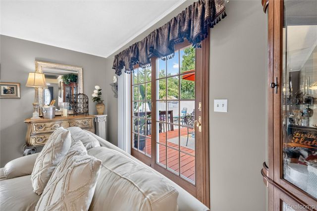14246 Williamsburg Drive, Riverview, MI 48193