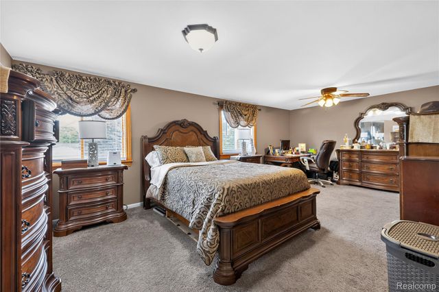 14246 Williamsburg Drive, Riverview, MI 48193