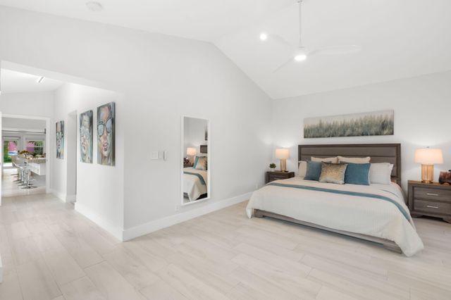 648 NE 17th Avenue, Fort Lauderdale, FL 33304