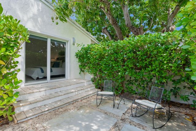 648 NE 17th Avenue, Fort Lauderdale, FL 33304