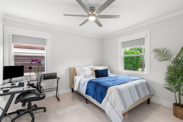 648 NE 17th Avenue, Fort Lauderdale, FL 33304