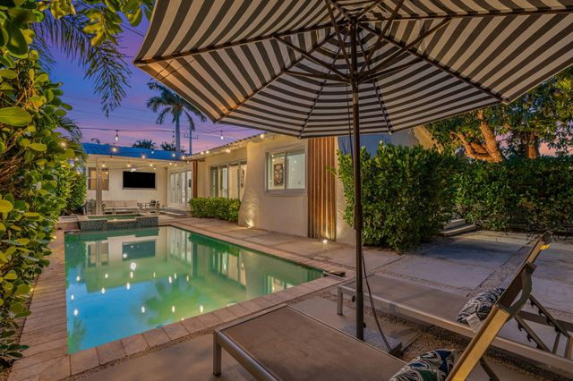 648 NE 17th Avenue, Fort Lauderdale, FL 33304