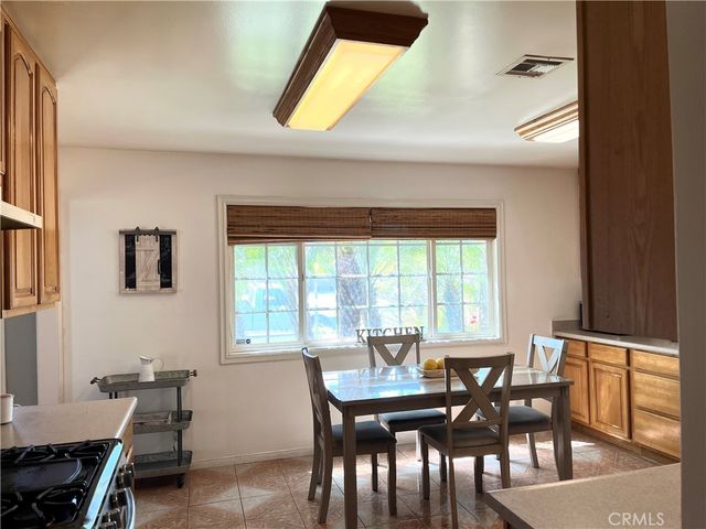 13708 Carfax, Bellflower, CA 90706