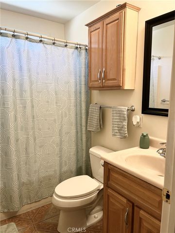 13708 Carfax, Bellflower, CA 90706