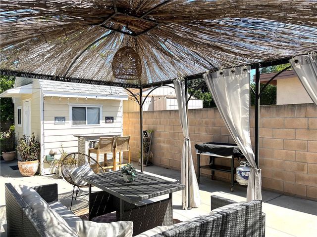 13708 Carfax, Bellflower, CA 90706