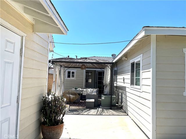 13708 Carfax, Bellflower, CA 90706