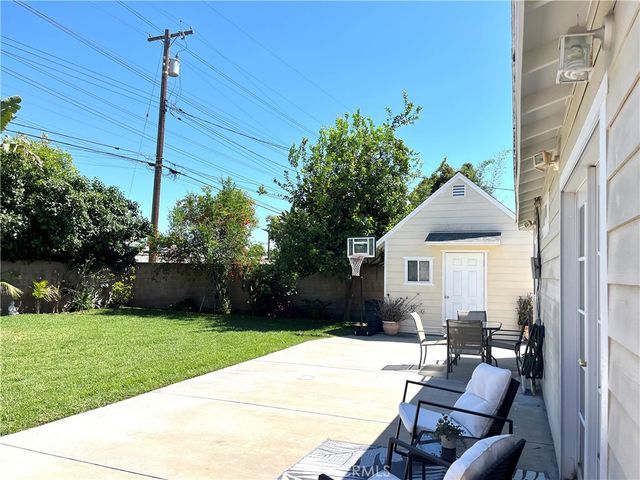 13708 Carfax, Bellflower, CA 90706