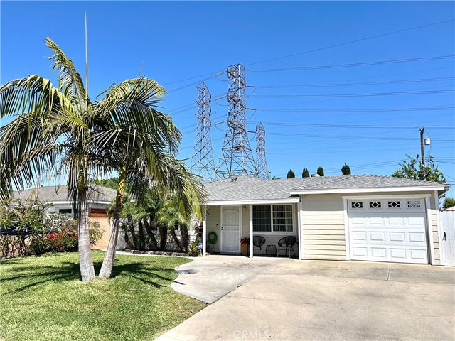 13708 Carfax, Bellflower, CA 90706