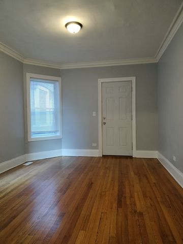 7408 S Eberhart Avenue 1R, Chicago, IL 60619