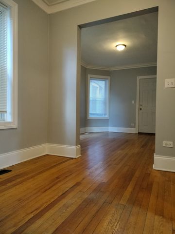 7408 S Eberhart Avenue 1R, Chicago, IL 60619