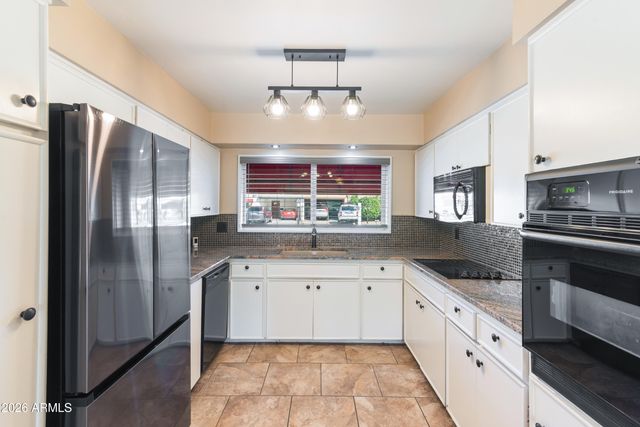 4630 N 76TH Place, Scottsdale, AZ 85251