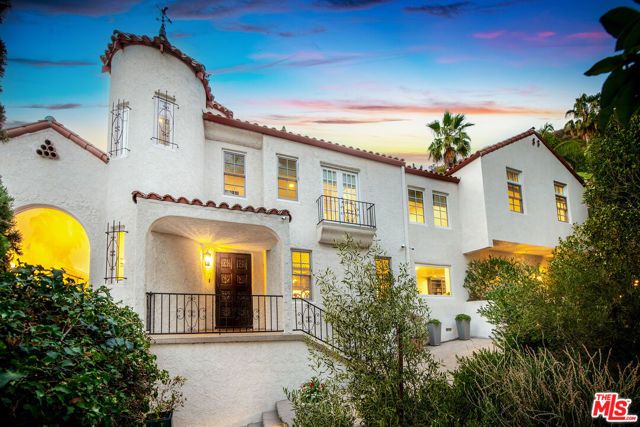 1258 E Elmwood Avenue, Burbank, CA 91501