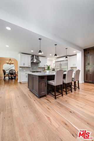 1258 E Elmwood Avenue, Burbank, CA 91501