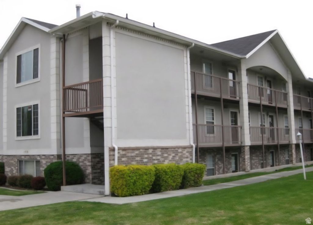 Image 1 of property listing at 1070 S OREM BLVD #3, Orem, UT 84058