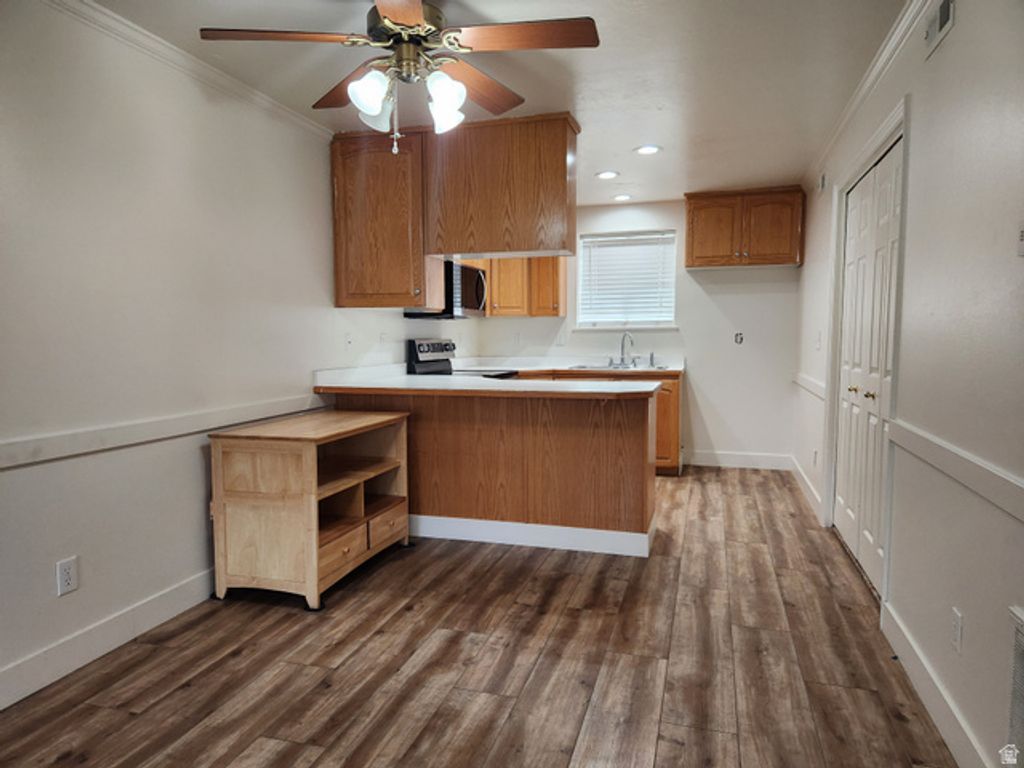 Image 8 of property listing at 1070 S OREM BLVD #3, Orem, UT 84058