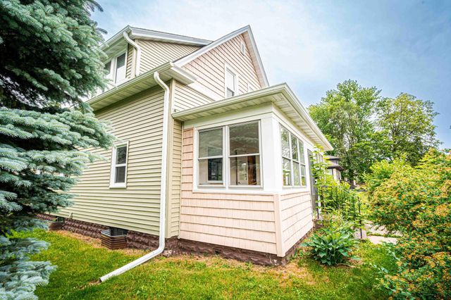 229 2nd Avenue S, South Saint Paul, MN 55075