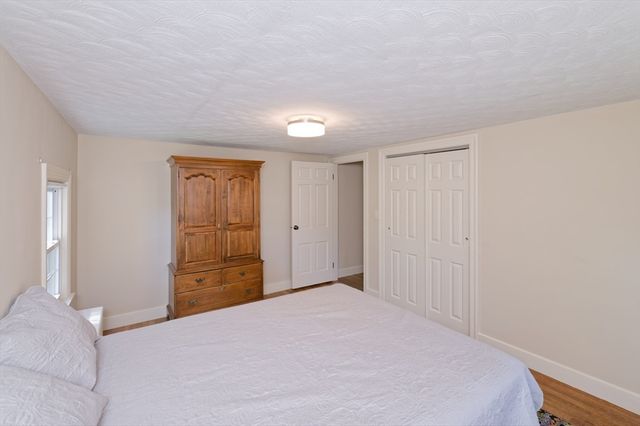3 Lancaster St, Auburn, MA 01501