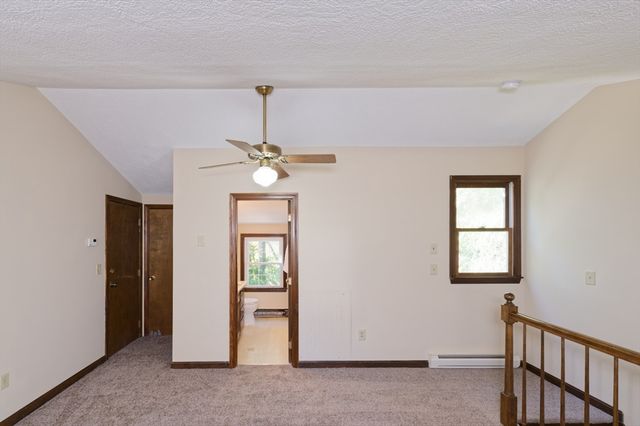 3 Lancaster St, Auburn, MA 01501