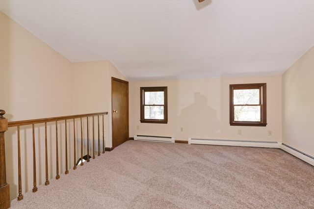3 Lancaster St, Auburn, MA 01501