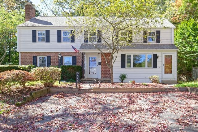 3 Lancaster St, Auburn, MA 01501