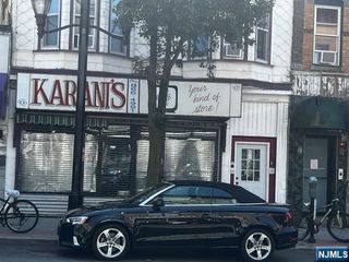 906 Summit Avenue, Union City, NJ 07087
