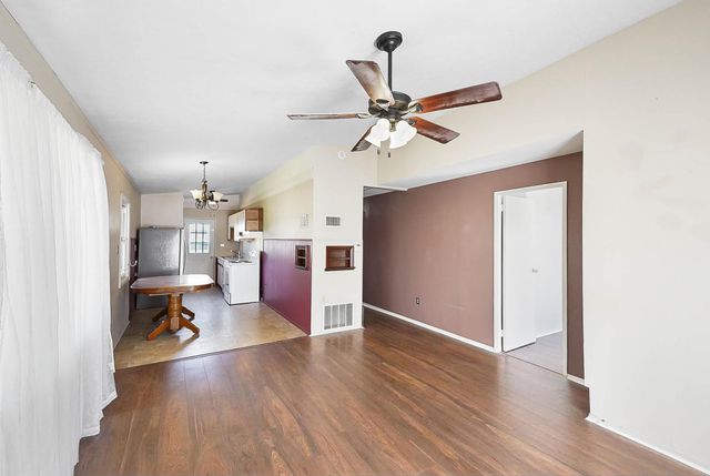 1006 N Scott Street 1006 N Scott Street, New Carlisle, OH 45344