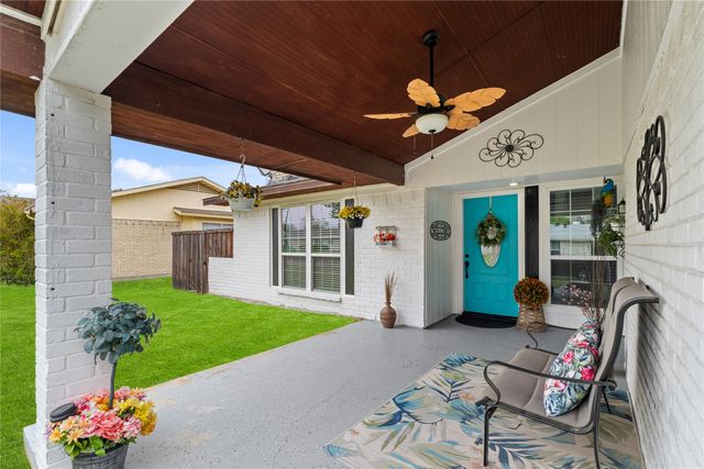 1813 Cripple Creek Drive, Garland, TX 75041