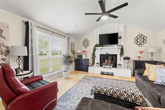 1813 Cripple Creek Drive, Garland, TX 75041