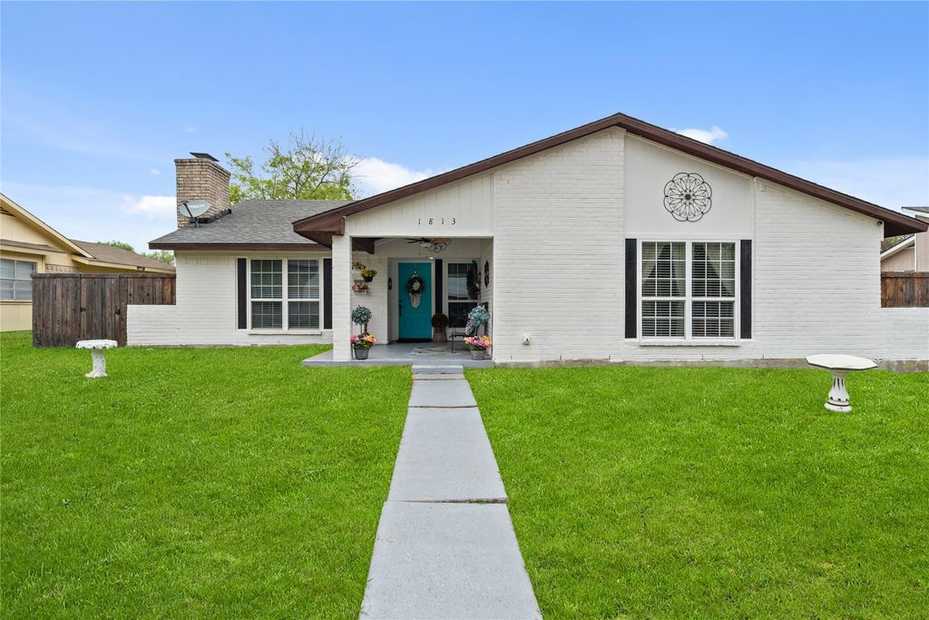 1813 Cripple Creek Drive, Garland, TX 75041