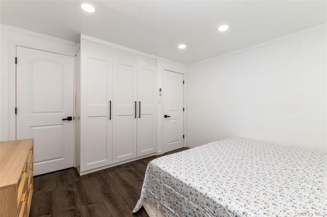 175 Arthur Avenue, Floral Park, NY 11001