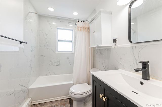 175 Arthur Avenue, Floral Park, NY 11001