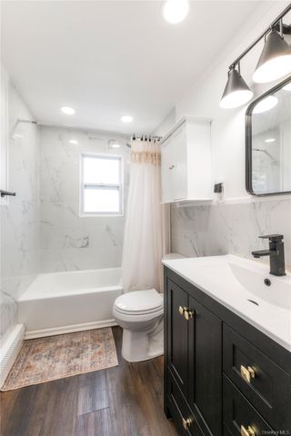175 Arthur Avenue, Floral Park, NY 11001