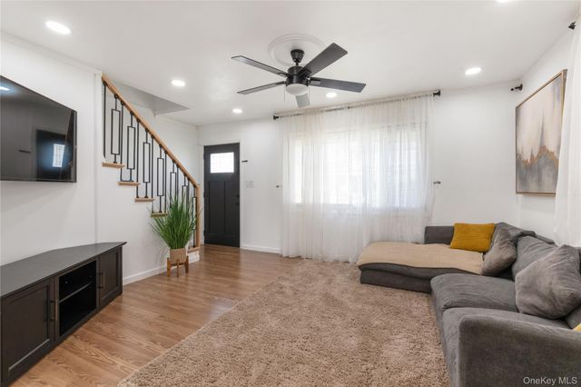 175 Arthur Avenue, Floral Park, NY 11001