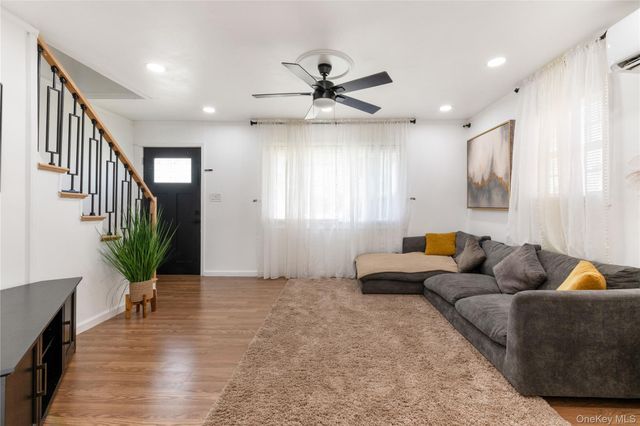 175 Arthur Avenue, Floral Park, NY 11001