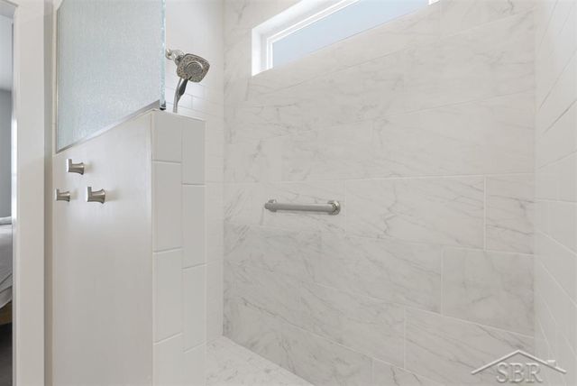 403 Copper Leaf Court, Midland, MI 48642