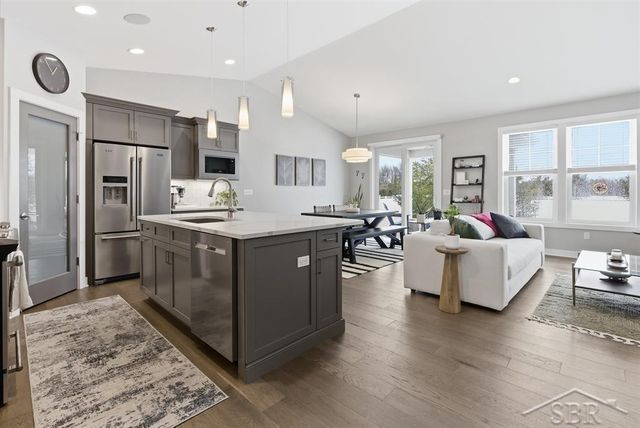 403 Copper Leaf Court, Midland, MI 48642